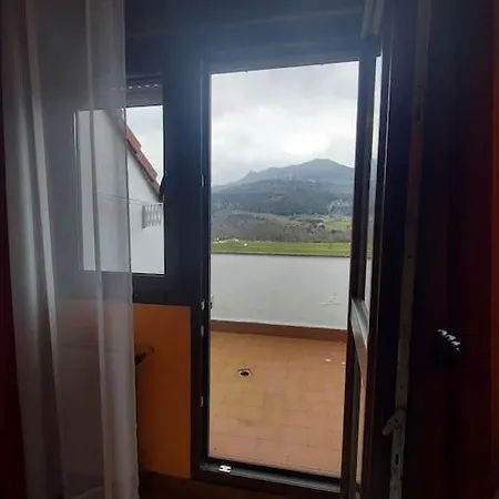 Vistas Al Picu Apartment *